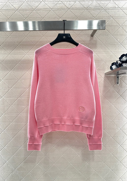 Gucci Plain Logo Knitted Pullover with Lazy Style