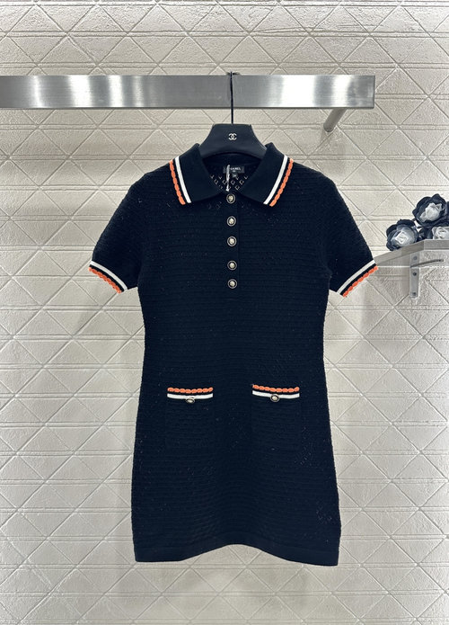 Chanel Contrast Collar Knit Short-Sleeved Dress