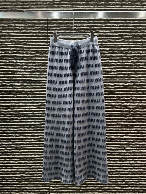 Miu Miu New Arrival: Full Jacquard Letter Mink Fur Thickened Trousers