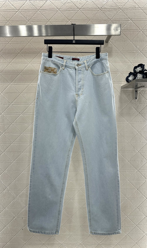 Gucci Distressed Straight-Leg Jeans with Branded Patches