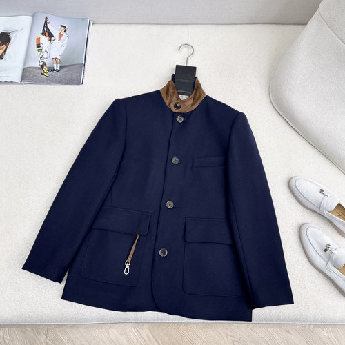 Loro Piana Elegant Wool Coat with Contrast Collar for Flattering Shoulder Line