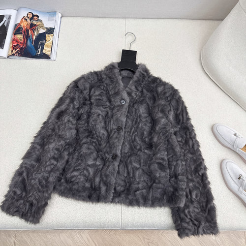Fendi Eco-Friendly Fur Coat for Stylish Outings