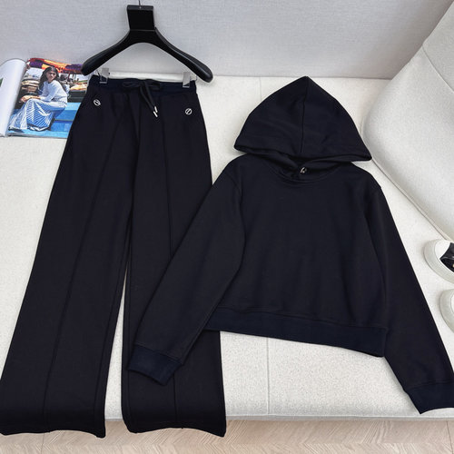 Hermes Casual Hooded Suit, Stylish and Comfortable