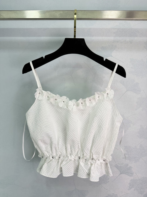Chanel Elegant Sleeveless Top with Lace Trim