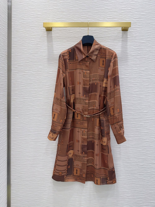 Louis Vuitton Noble Vintage Silk Dress with Digital Printing