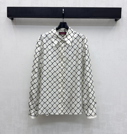 Gucci Printed Chain Shirt with Silk Fabric and Subtle Logo Accents
