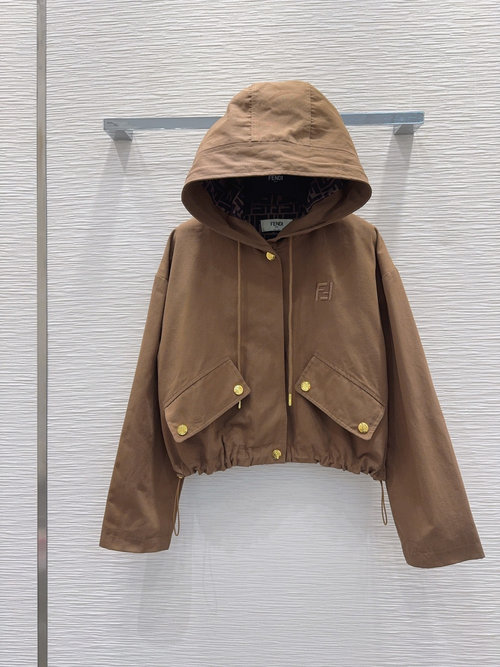 Fendi Classic British-inspired Tailored Coat for Discerning Taste