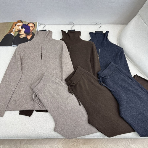 Max Mara Exclusive Lazy Wool Suit, Suitable for Layered and Stylish Wear