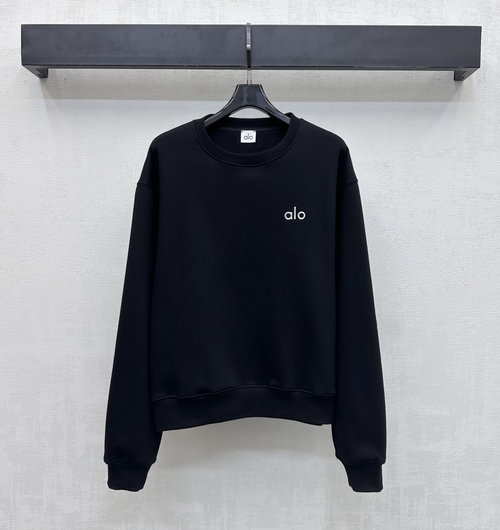 Loewe Custom Cotton Round-Neck Embroidered Logo Pullover for a Sophisticated Appearance