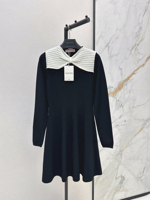 Valentino Bow-Knot Decorated Long-Sleeved Pullover Dress