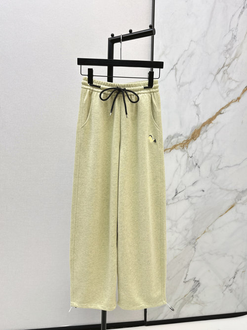 Thom Browne Pony-Embroidered Straight-Leg Pants, Comfortable and Easy to Coordinate