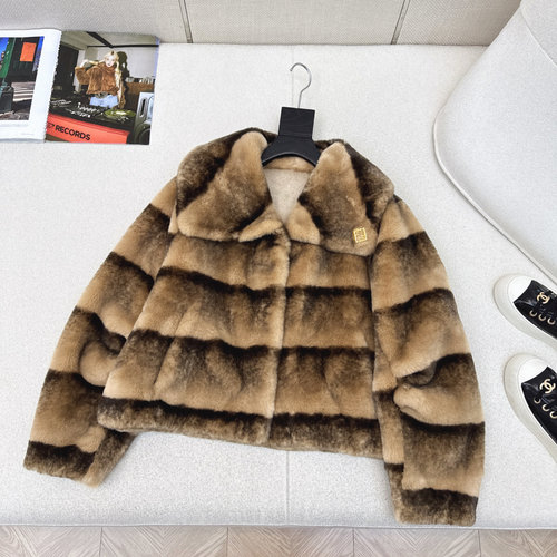 Fendi Faux Fur Coat for Stylish Shots and Daily Wear