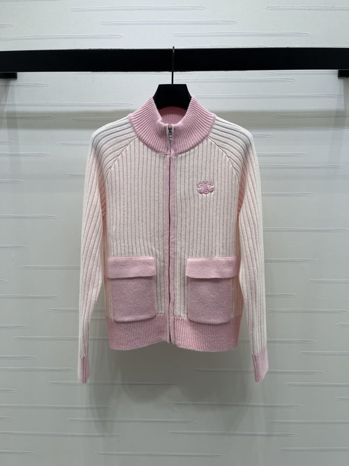 Celine Luxurious Contrasting Color Stand-up Collar Knit Cardigan, Stylish and Warm