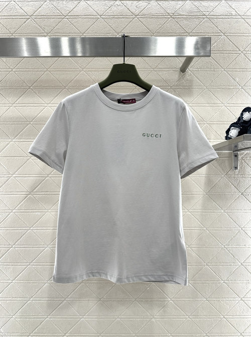 Gucci Solid - Color Short - Sleeve T - Shirt with Logo