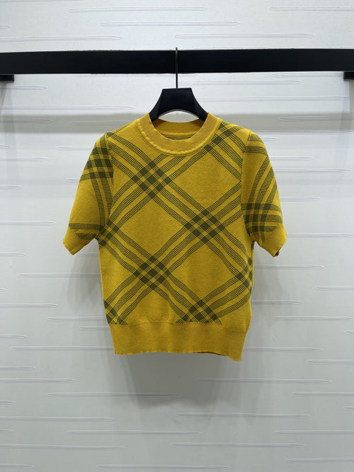 Burberry Trendy Plaid Pattern Knit Short Sleeve