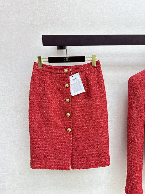 Chanel Graceful Tweed Half-Skirt for Sophistication