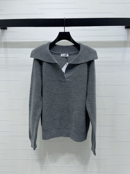 Loewe V-Neck Knitted Long Sleeve with Waffle Texture and Quality Material