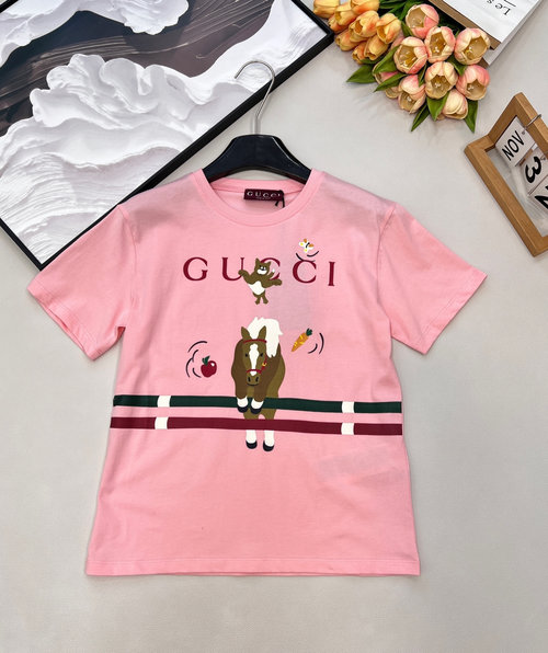 Gucci Circular Print Pony Short-Sleeve T-Shirt with Color Collision
