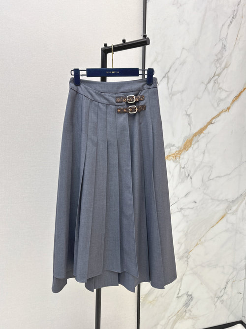 Louis Vuitton Pleated Midi Skirt with Designer Belt Buckle