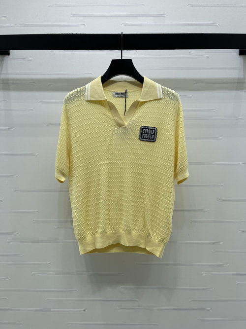 Miu Miu Luxury Textured Half-open Collar Knit Short Sleeve
