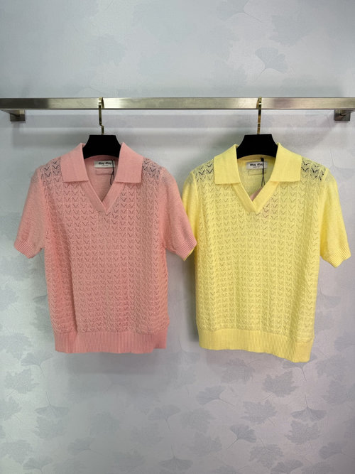 Miu Miu Elegant V-Neck Sleeveless Knit Polo with Hollowed-out Design