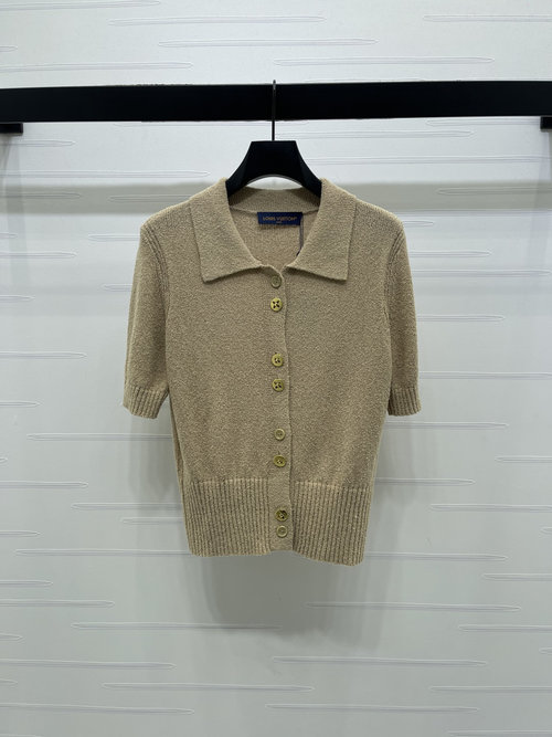 Louis Vuitton Premium Lapel Knit Short - sleeved Top with Button Deco