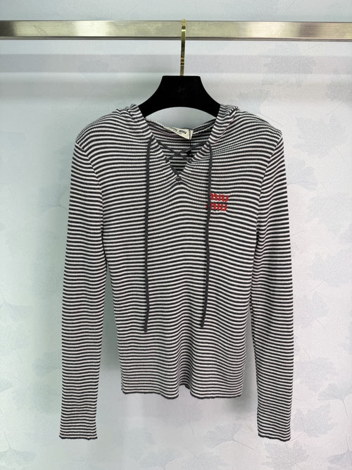 Miu Miu Lightweight Comfortable Striped Knit Sweater with Red Embroider