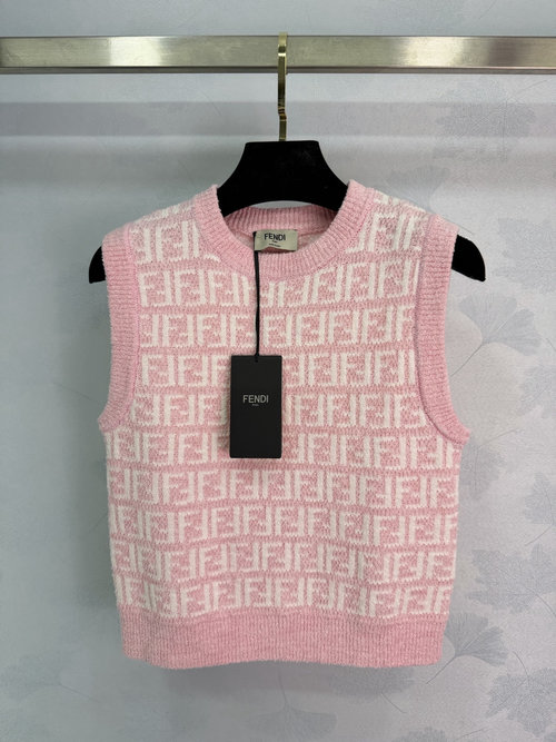 Fendi FF Jacquard Knit Vest in Soft Pink, Perfect for Casual Elegance