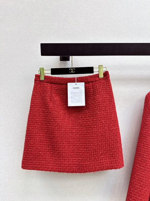 Chanel Knitted A-Line Skirt with Sequins, Elegant