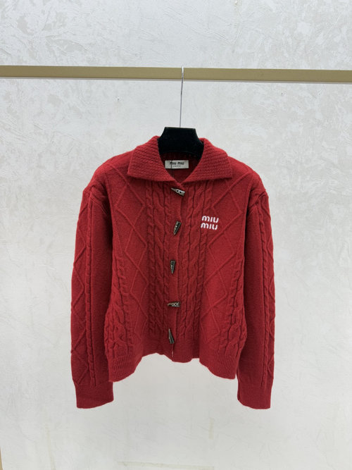 Miu Miu Solid Color Lapel Long-sleeve Knit Cardigan in Red