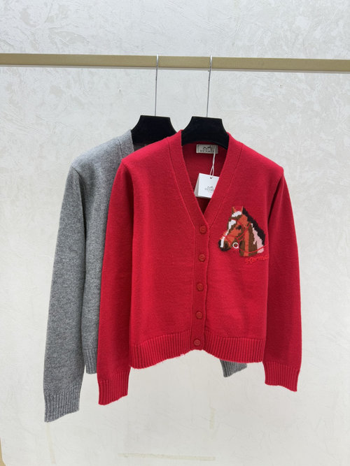 Hermes Contrast V-neck Knit Long Sleeve Cardigan in Grey & Red