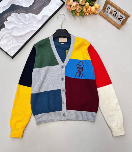 Gucci Color-Blocked Knit Cardigan with 3D Embroidery and Resin Buttons