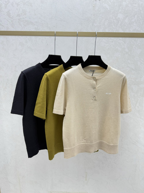 Miu Miu Solid Color Round Neck Knitted Short Tops