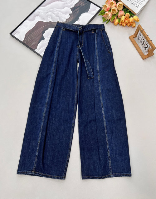Loewe Wide-Leg Jeans with Belt for Elegant Style