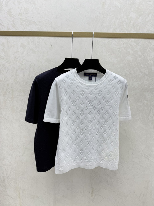 Louis Vuitton Solid Color Vintage Letter Round Neck Knit Short Sleeve in White & Black
