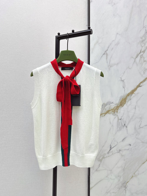 Gucci Chic Gucci - Style Knit Sleeveless Sweater with Webbing