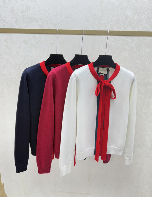 Gucci Knitted Long Sleeve Cardigan with Bow and Color Contrast