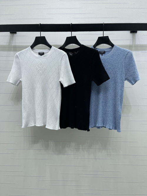 Chanel New Arrival: Jacquard Knit Short Sleeve with Flower Embroidery