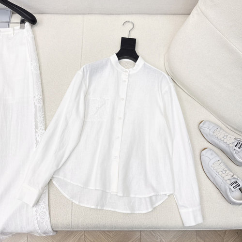 Brunello Cucinelli Stylish Lace-Trimmed Linen Shirt with Cut-Out