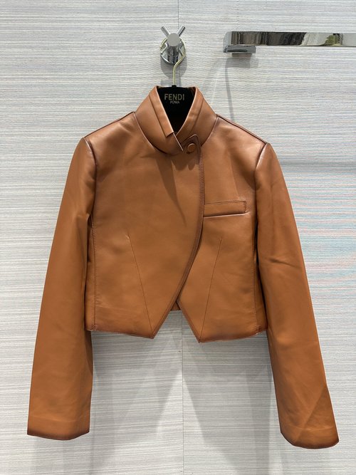 Dior Exclusive High-End Leather Jackets with Elegant Collar and Perfect Details for Mid-Aged Patrons