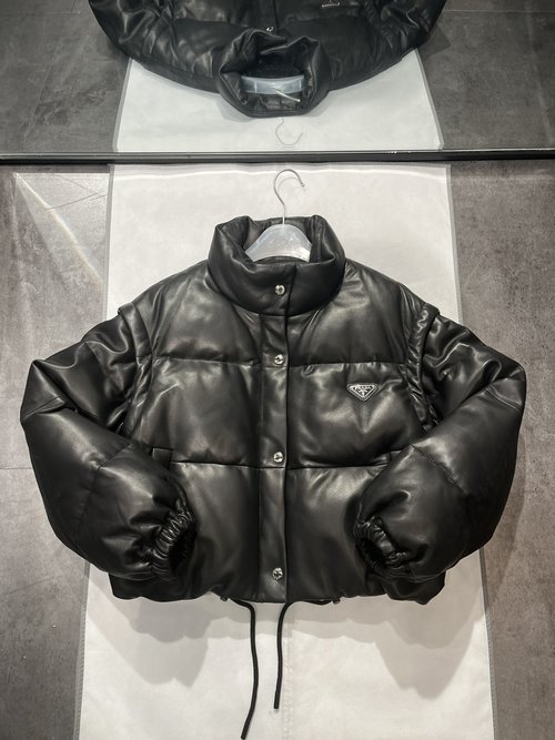 Prada Detachable-Sleeve Sheepskin Down Jacket for Versatile Styles