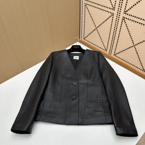 Hermes Luxury Leather Jacket with Custom Oil-Edge Craftsmanship