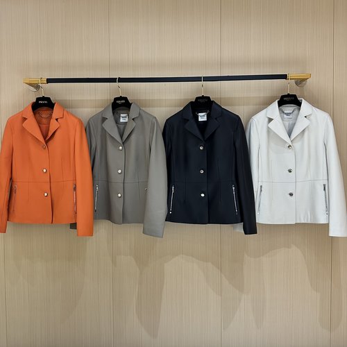 Hermes High-quality Lambskin Coat Featuring Minimalist Tailoring and Fine Craftsmanship