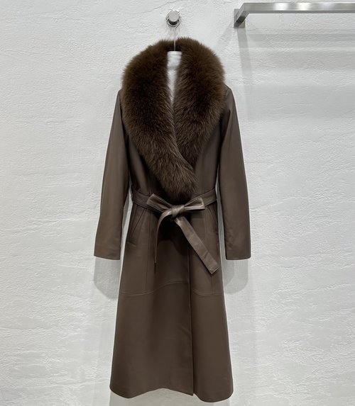 Fendi Exclusive Premium Fur-Collar Leather Trench Coat with Removable Lining