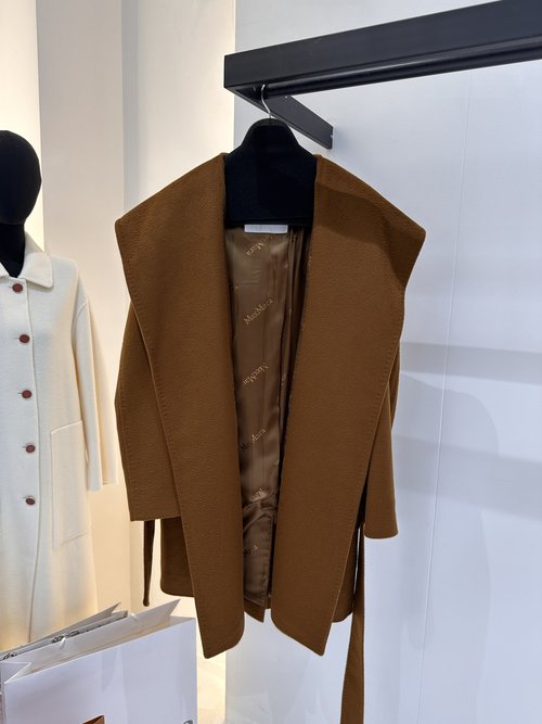 Max Mara Classic Camel Hair Cape-style Robe Coat with Dust Bag