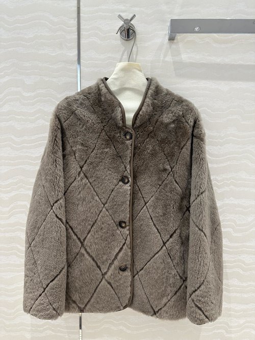 Loro Piana Exclusive High-end Merino Fur-on-leather Coat with Large Diamond Pattern
