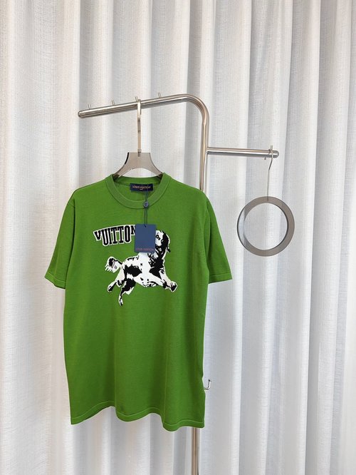 Louis Vuitton 3D Jacquard Logo Wool Top, Comfortable and Sophisticated