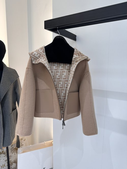 Fendi Double-sided Wool Zipper Hoodie with 3D Logo, Elegant and Comfortable