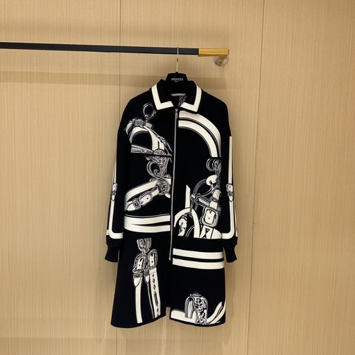 Hermes Handmade Double-Sided Embroidered Cashmere Jacket with Leather Craft