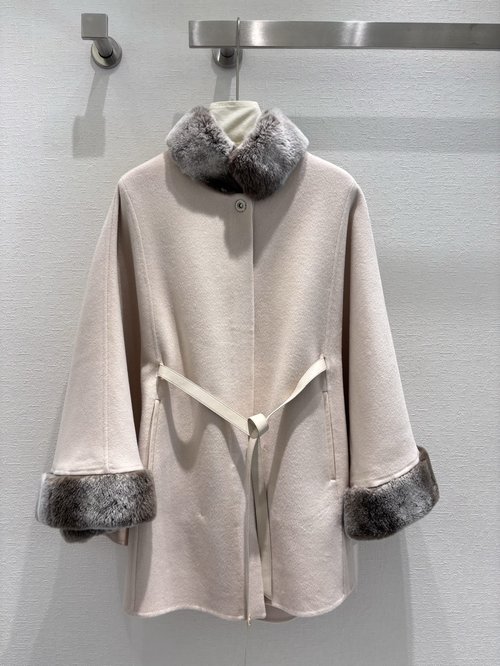 Loro Piana Exclusive Cashmere Cloak with Detachable Chinchilla Fur Collar